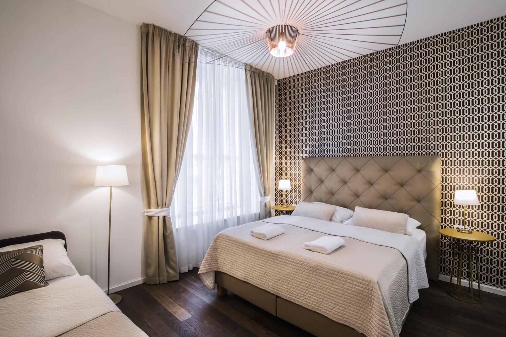 Luxury Modern Designed Oldtown Apartment Prag Exteriör bild