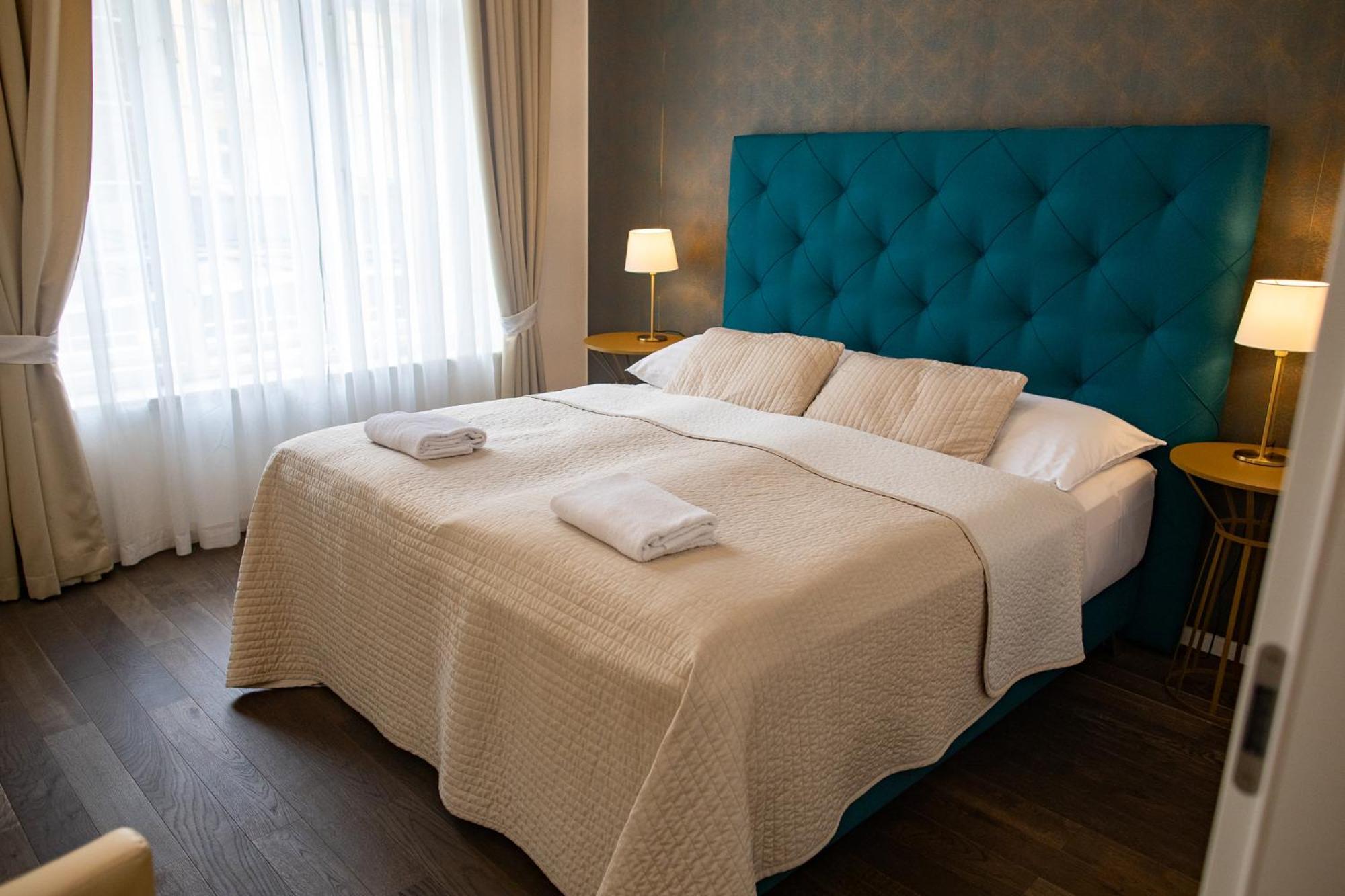 Luxury Modern Designed Oldtown Apartment Prag Exteriör bild