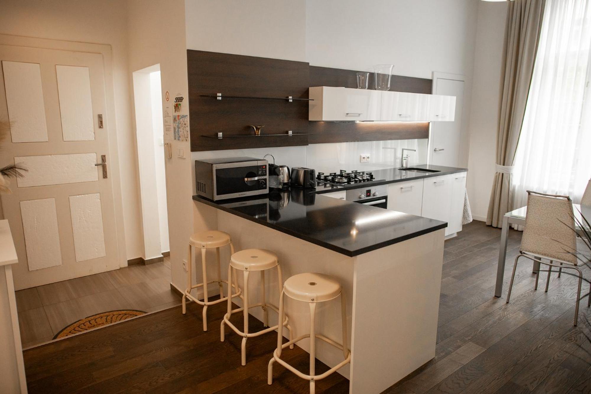 Luxury Modern Designed Oldtown Apartment Prag Exteriör bild