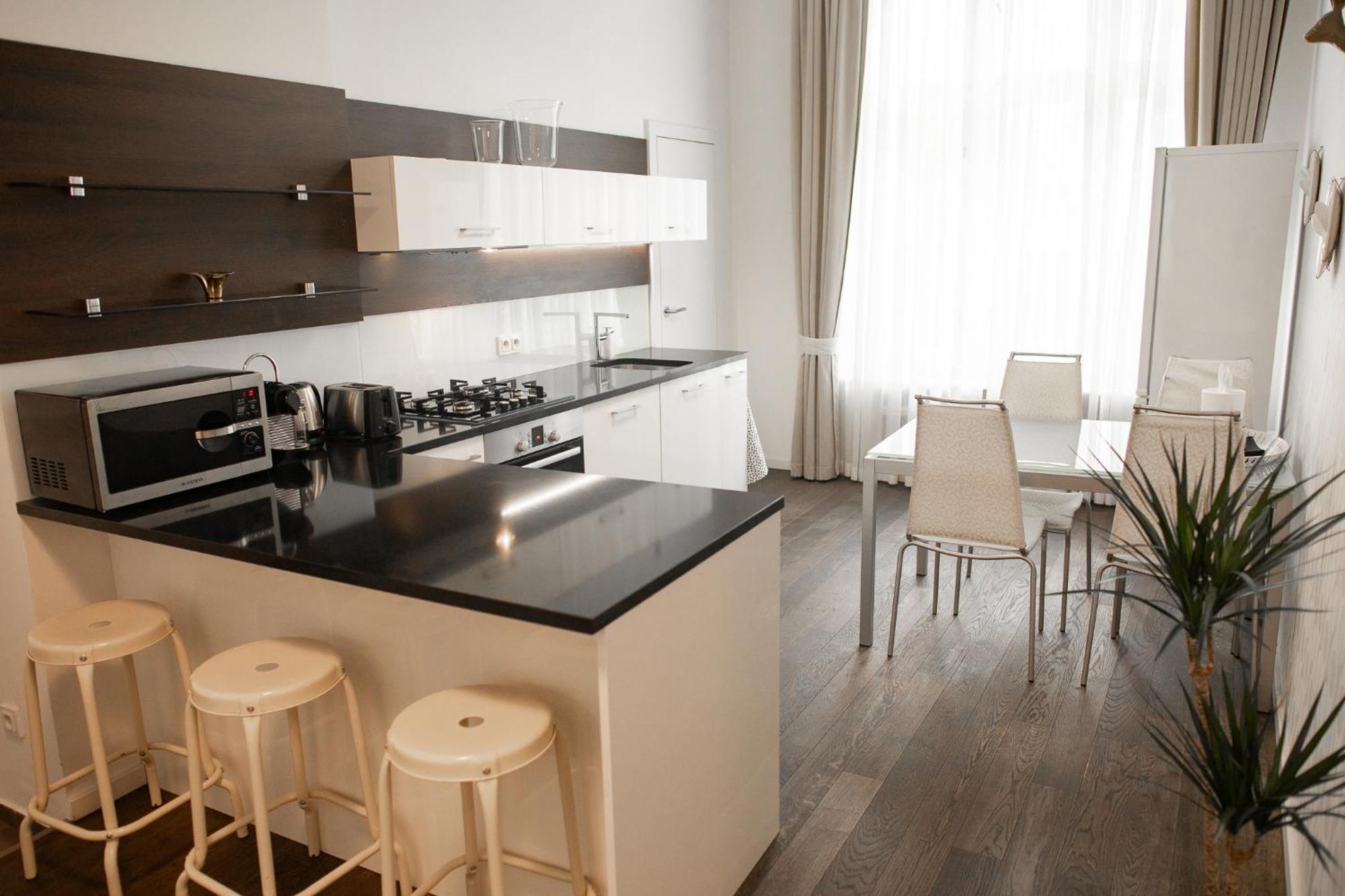 Luxury Modern Designed Oldtown Apartment Prag Exteriör bild