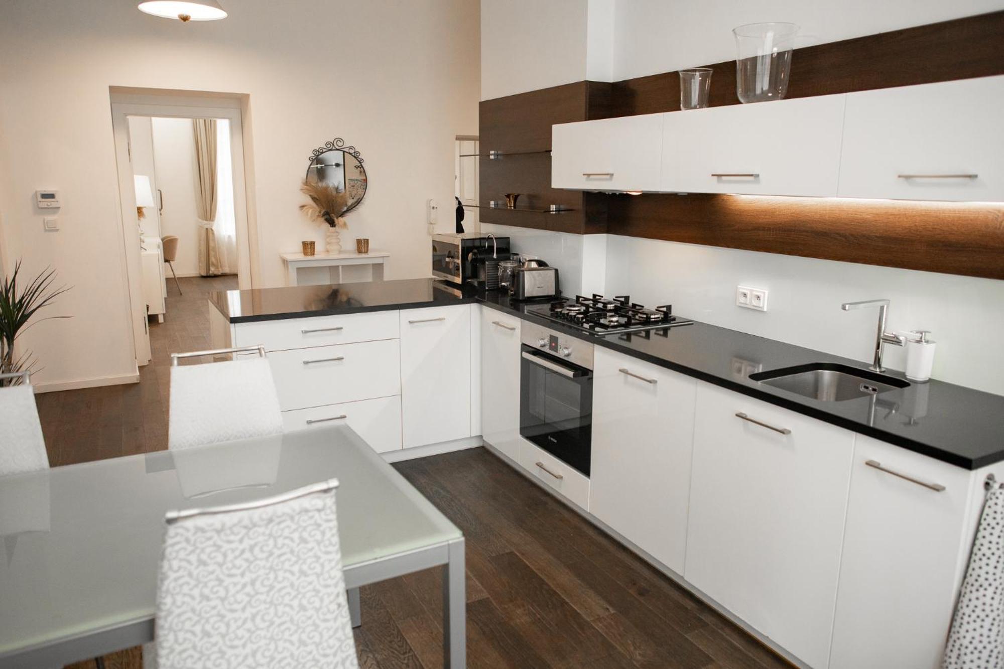 Luxury Modern Designed Oldtown Apartment Prag Exteriör bild