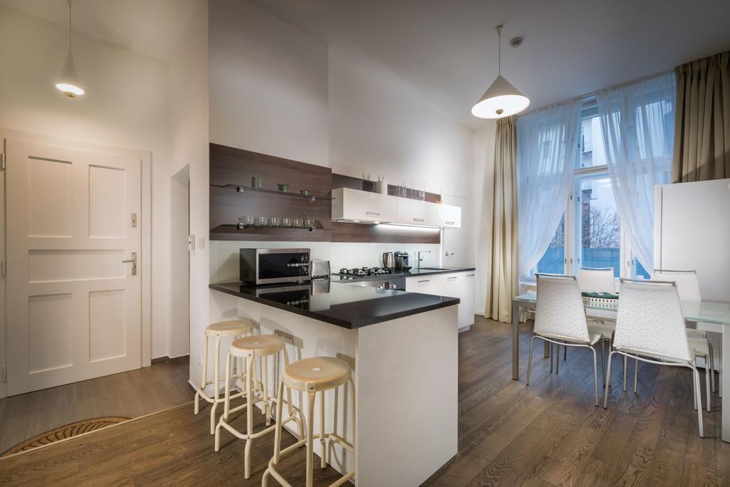Luxury Modern Designed Oldtown Apartment Prag Exteriör bild