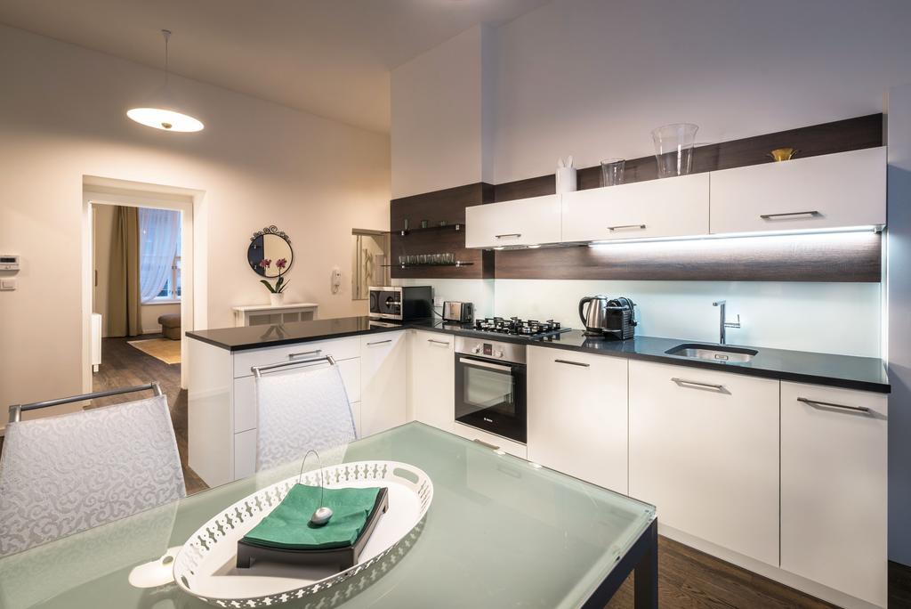 Luxury Modern Designed Oldtown Apartment Prag Exteriör bild