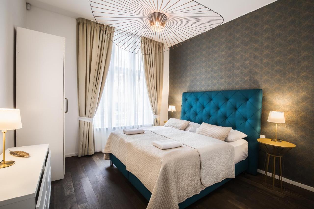 Luxury Modern Designed Oldtown Apartment Prag Exteriör bild