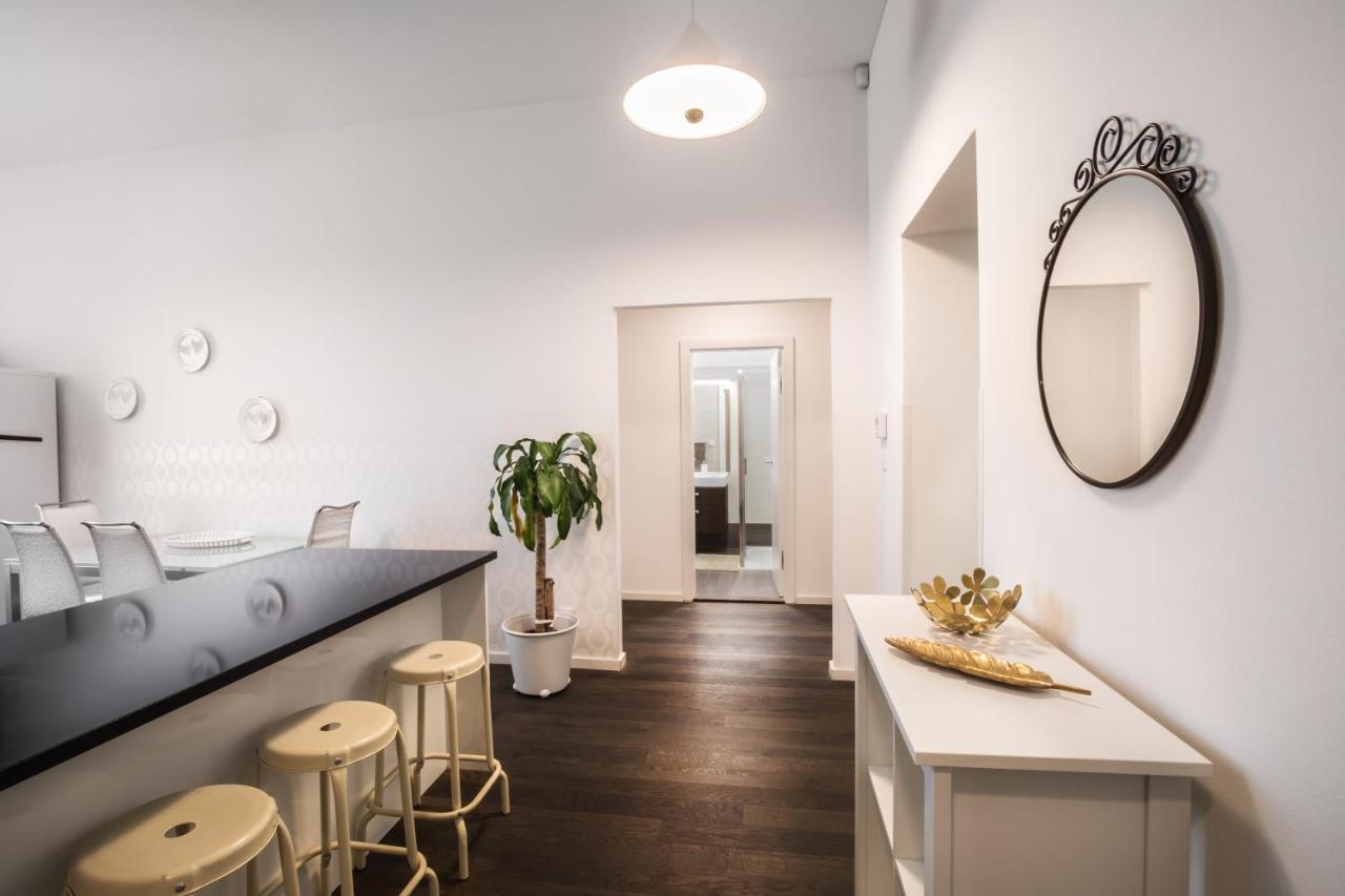 Luxury Modern Designed Oldtown Apartment Prag Exteriör bild